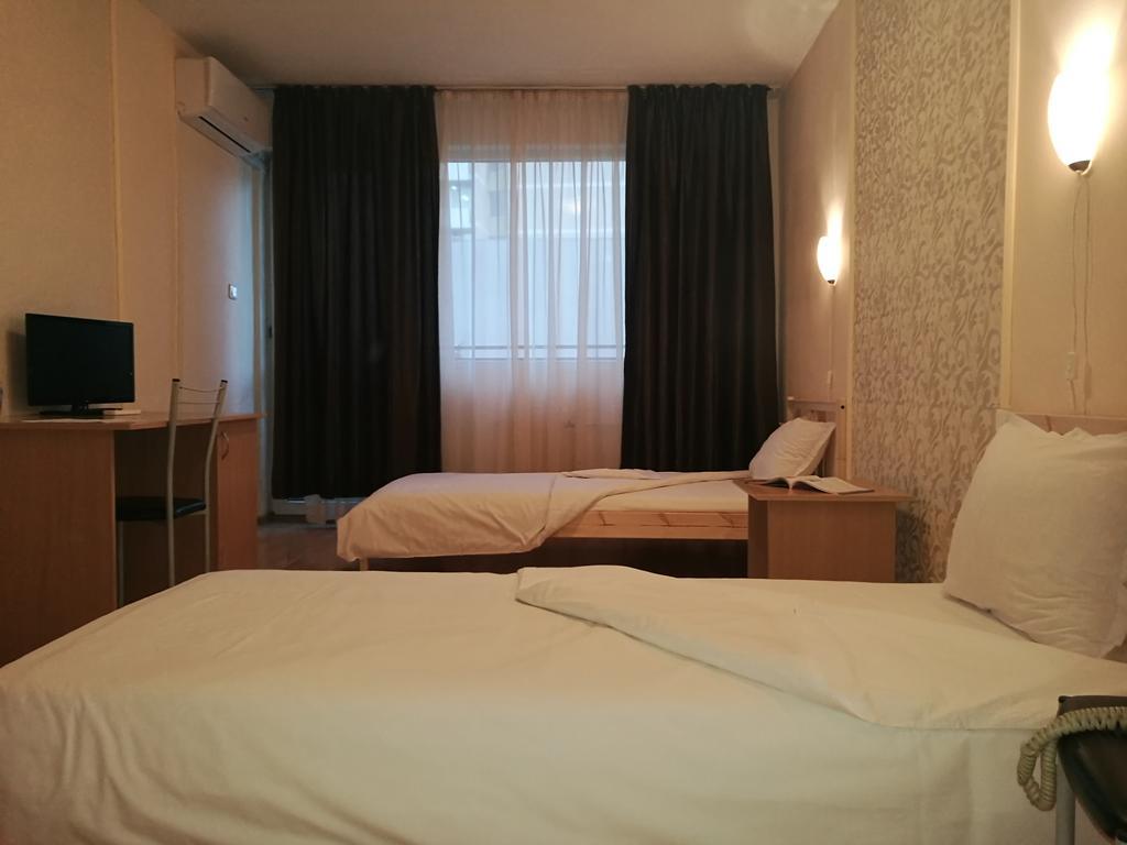 Hotel Sorbona Warna Exterior foto