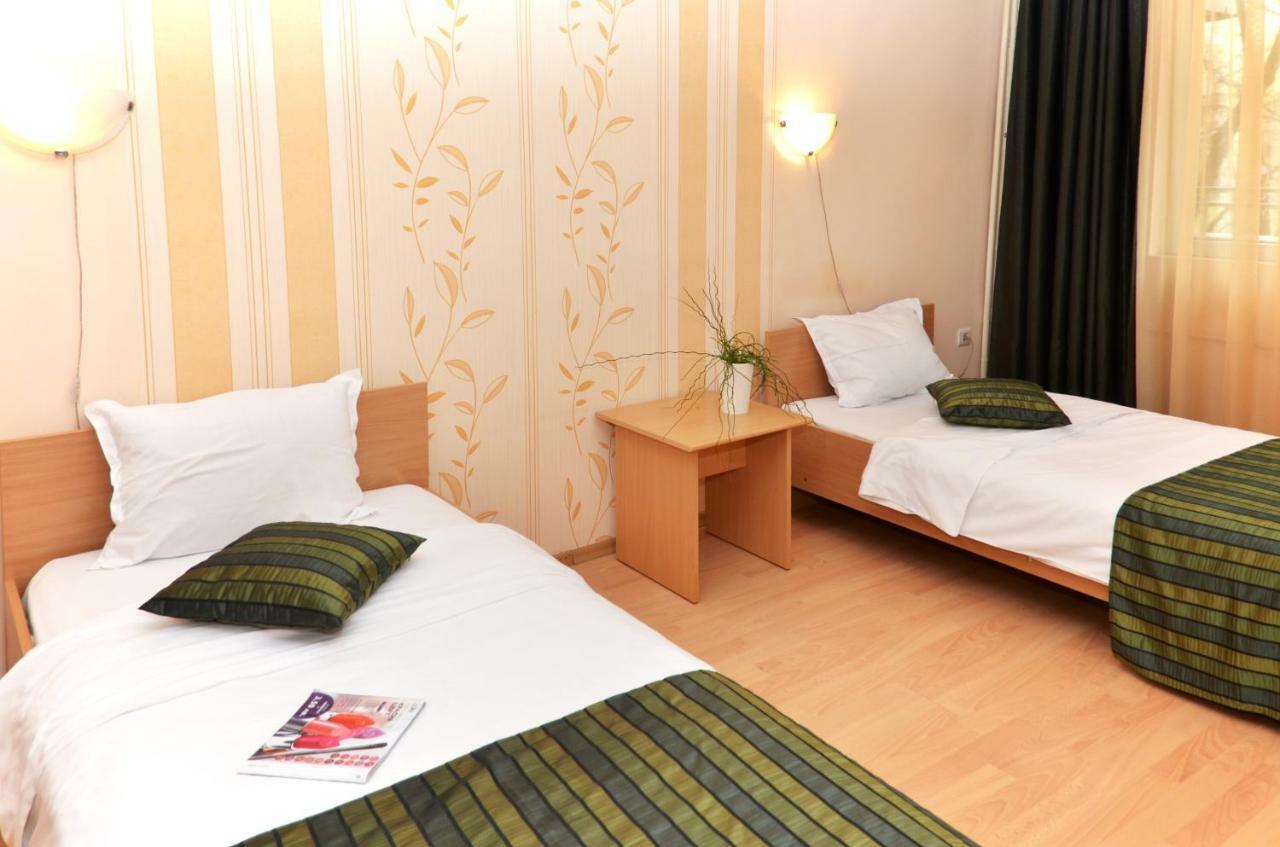 Hotel Sorbona Warna Exterior foto